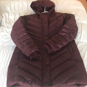 EUC -worn once on a trip to cold climate. Size L
